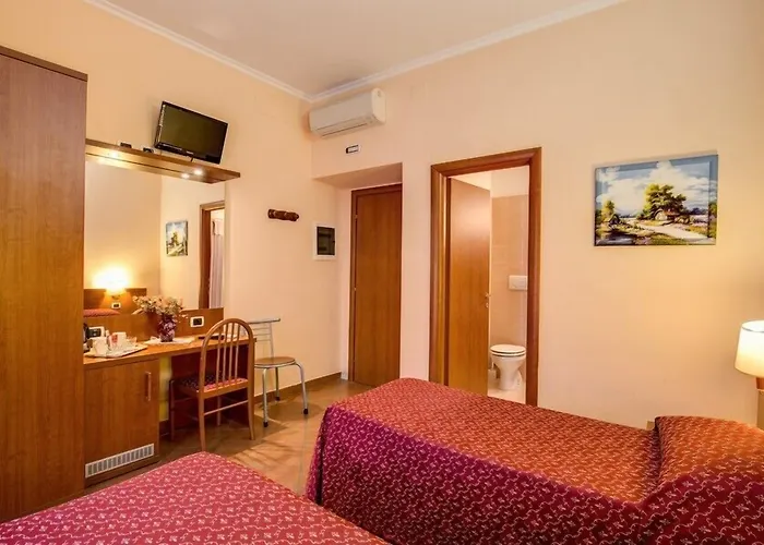 לינה וארוחת בוקר Millyhouse 3*